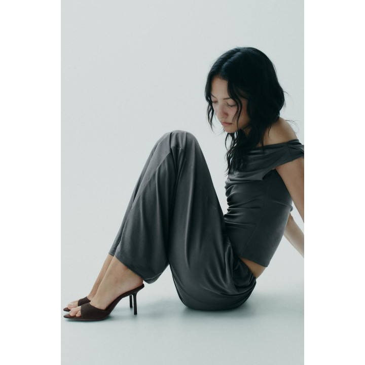 БОСОНОЖКИ НА КАБЛУКЕ ИЗ СПИЛКА