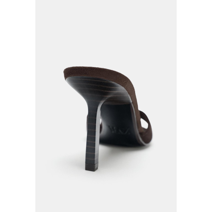 БОСОНОЖКИ НА КАБЛУКЕ ИЗ СПИЛКА