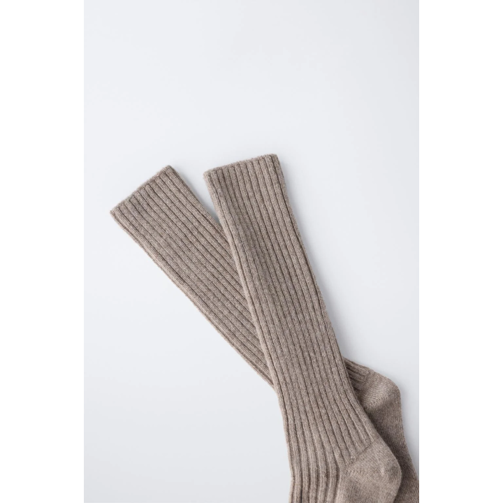 ВЫСОКИЕ НОСКИ ИЗ ШЕРСТИ И КАШЕМИРА