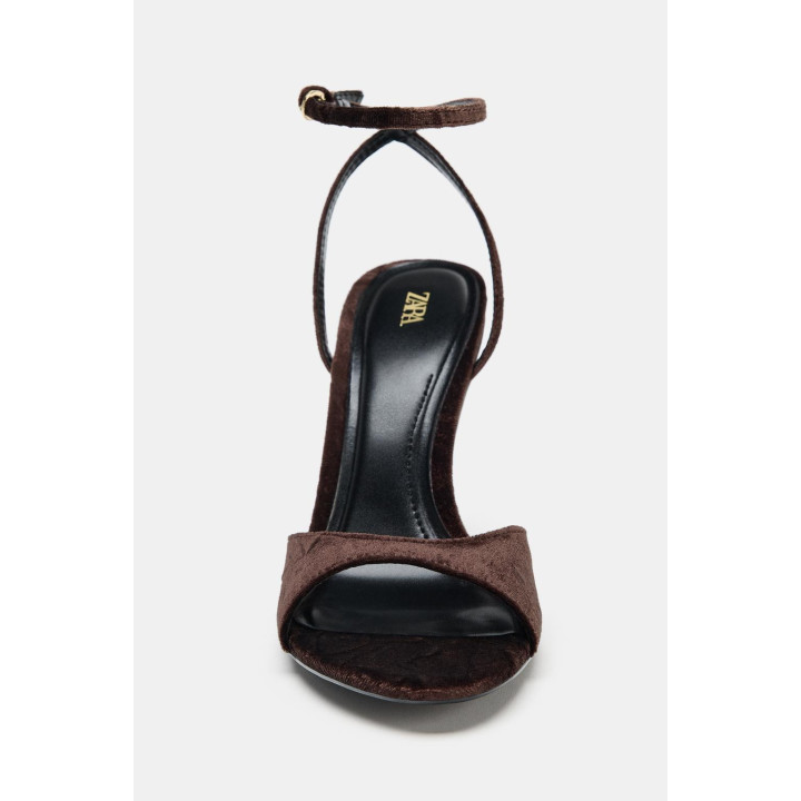 БАРХАТНЫЕ БОСОНОЖКИ НА КАБЛУКЕ