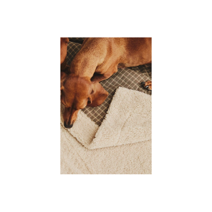 Плед для домашних животных в клетку