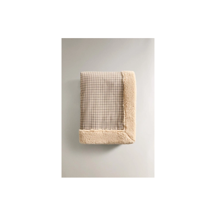 Плед для домашних животных в клеточку