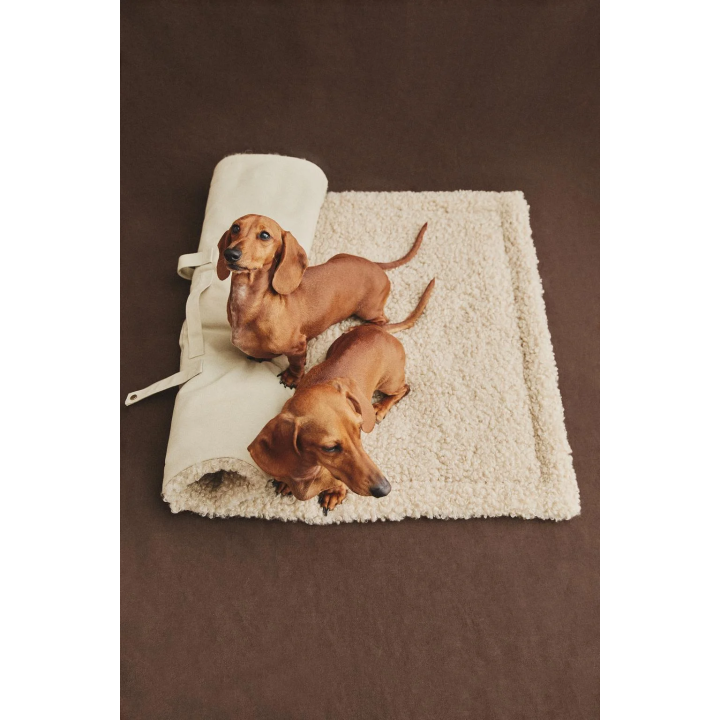 Плед-коврик для домашних животных с возможностью скручивания