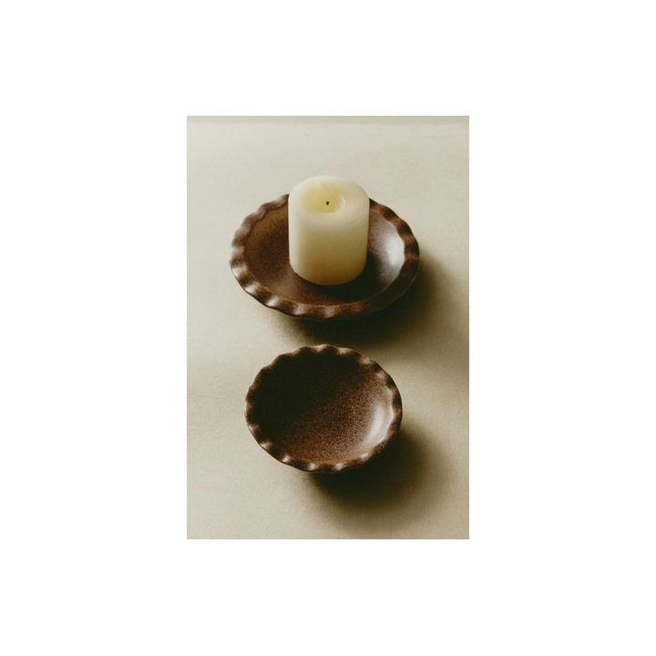 ROUND CANDLEHOLDER