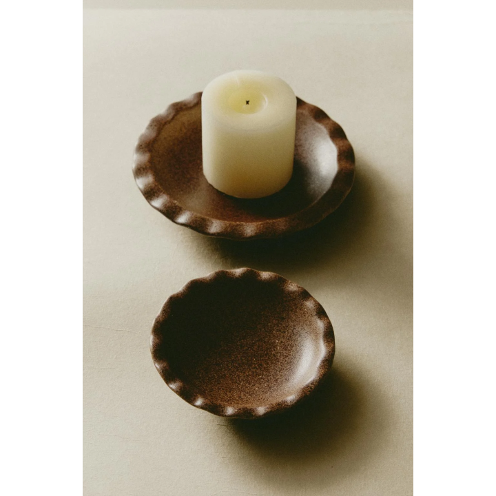 ROUND CANDLEHOLDER