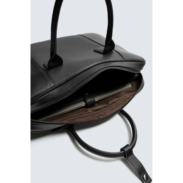 КОЖАНЫЙ ПОРТФЕЛЬ