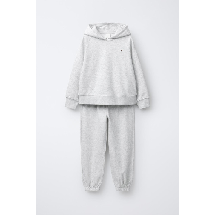 КОМПЛЕКТ ИЗ ТОЛСТОВКИ С КАПЮШОНОМ И БРЮК-ДЖОГГЕРОВ С СЕРДЦЕМ