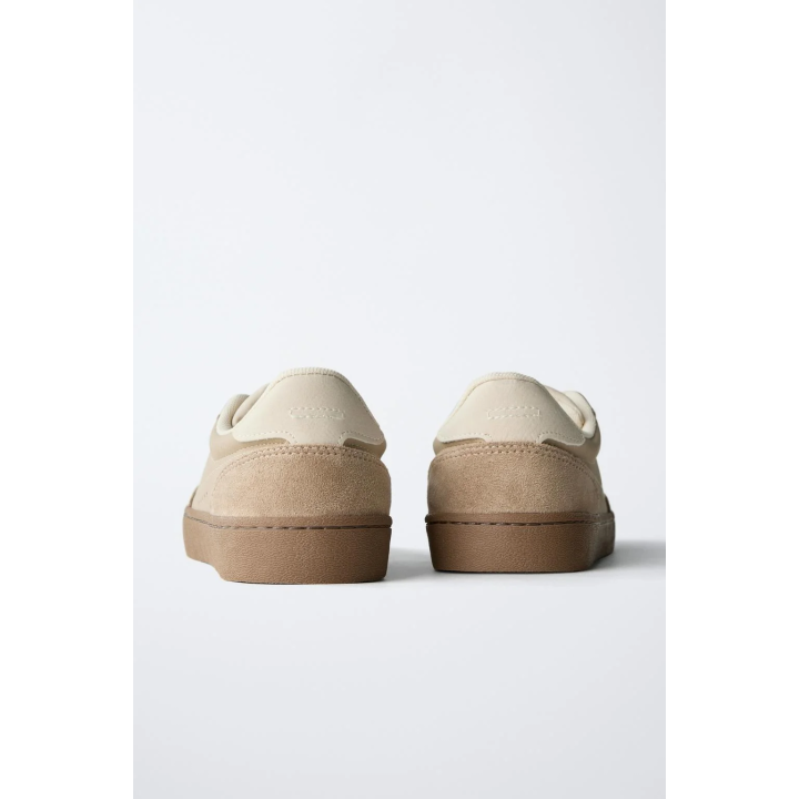 КРОССОВКИ С ОТДЕЛКОЙ