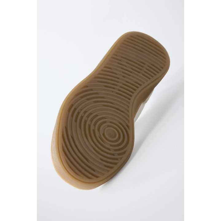 КРОССОВКИ С РЕМЕШКАМИ