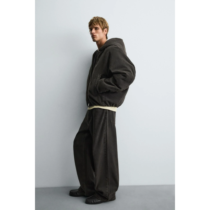 УТЕПЛЕННАЯ ДЖИНСОВАЯ КУРТКА С КАПЮШОНОМ