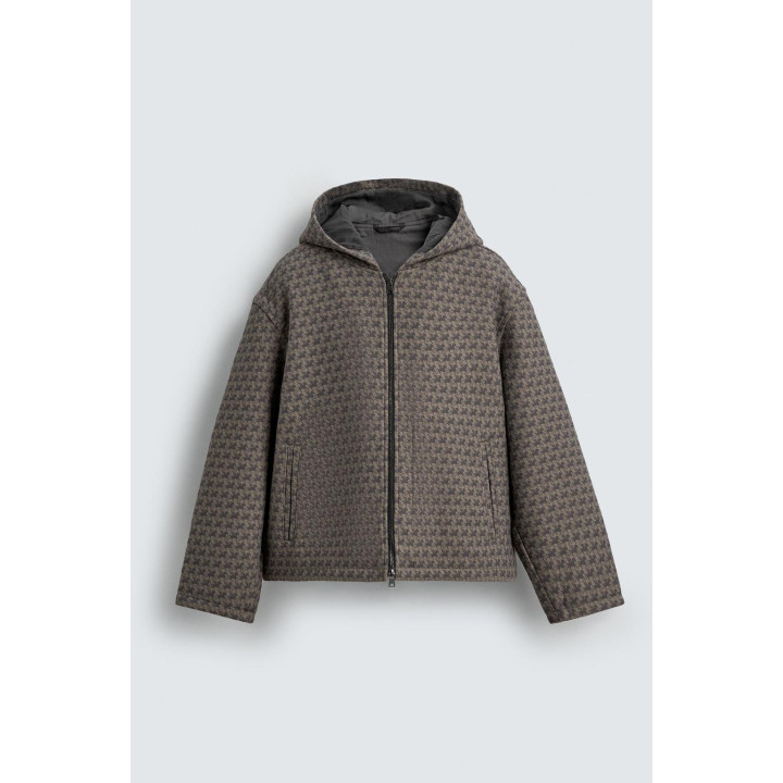 КУРТКА С КАПЮШОНОМ И ПРИНТОМ ЛОШАДЕЙ