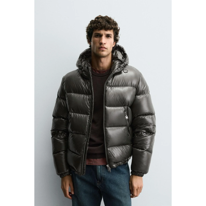 ВОДООТТАЛКИВАЮЩАЯ КУРТКА С 80% ПУХА И 20% ПЕРА