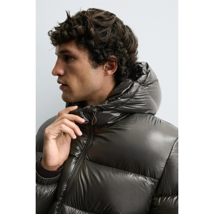 ВОДООТТАЛКИВАЮЩАЯ КУРТКА С 80% ПУХА И 20% ПЕРА