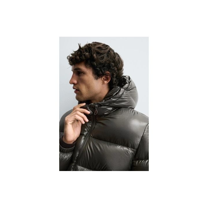 ВОДООТТАЛКИВАЮЩАЯ КУРТКА С 80% ПУХА И 20% ПЕРА