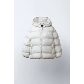 УЛЬТРАЛЕГКАЯ СТЕГАНАЯ КУРТКА С КАПЮШОНОМ