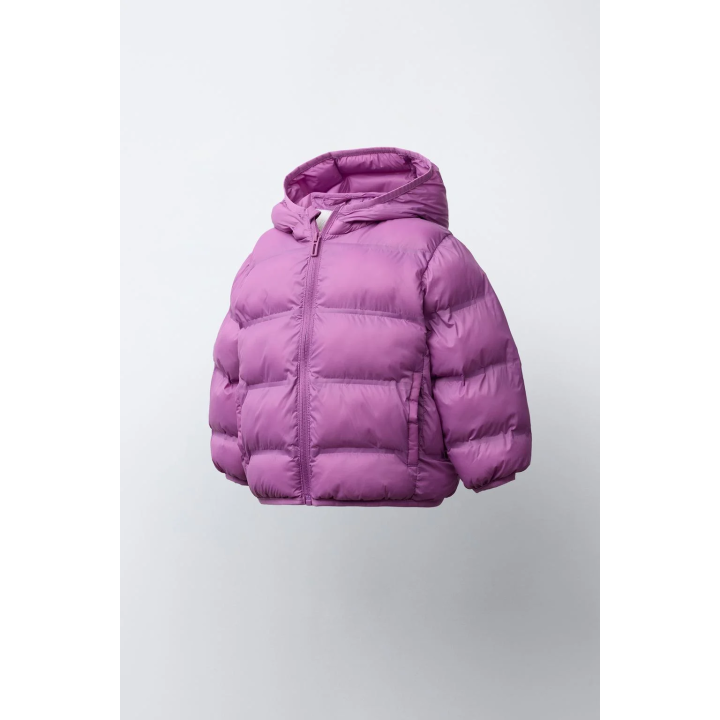 ЛЕГКАЯ СТЕГАНАЯ КУРТКА С КАПЮШОНОМ