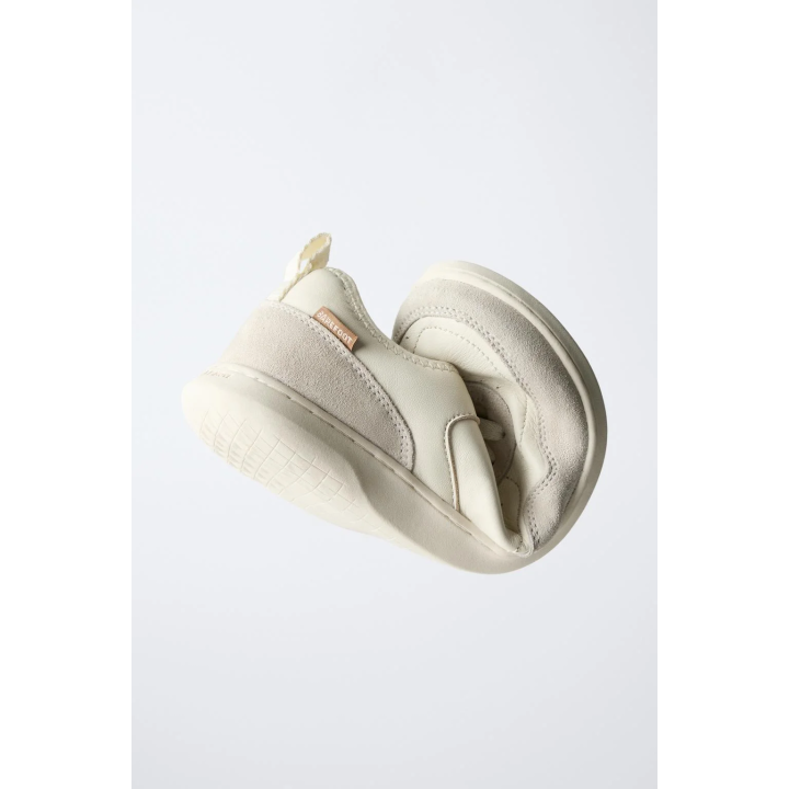 КОЖАНЫЕ КРОССОВКИ BAREFOOT