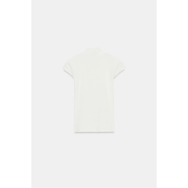 Водолазка из ребристого трикотажа