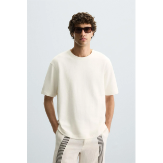 ТОЛСТОВКА REGULAR FIT ИЗ РЕЛЬЕФНОЙ ТКАНИ