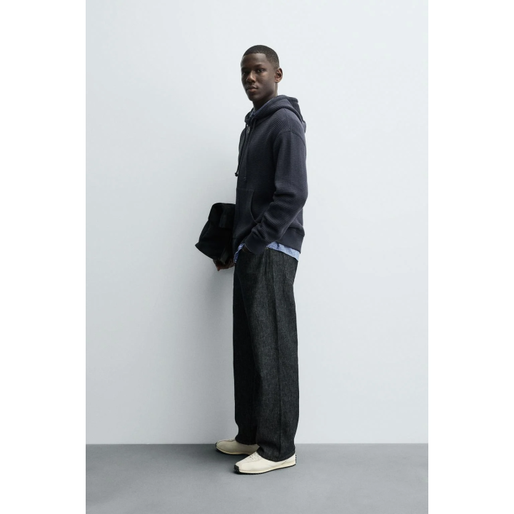 ТОЛСТОВКА НА МОЛНИИ С КВАДРАТНОЙ ТЕКСТУРОЙ