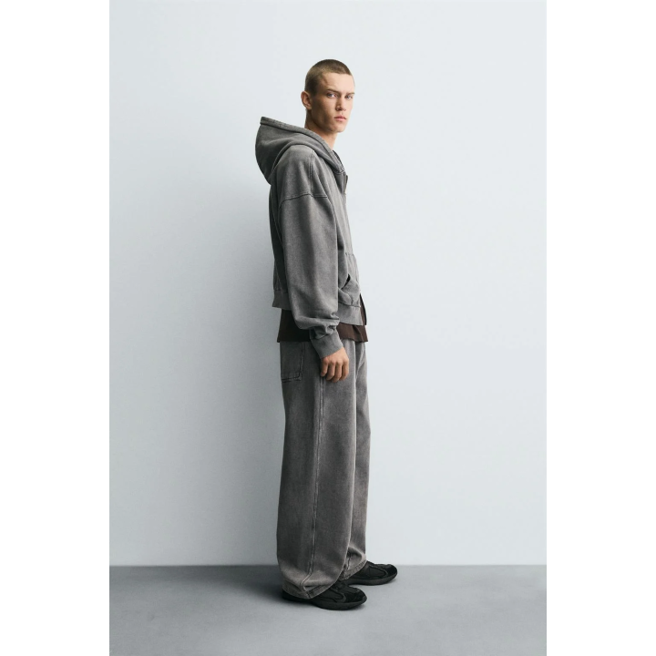 ТОЛСТОВКА С ЭФФЕКТОМ ПОТЕРТОСТИ С МОЛНИЕЙ