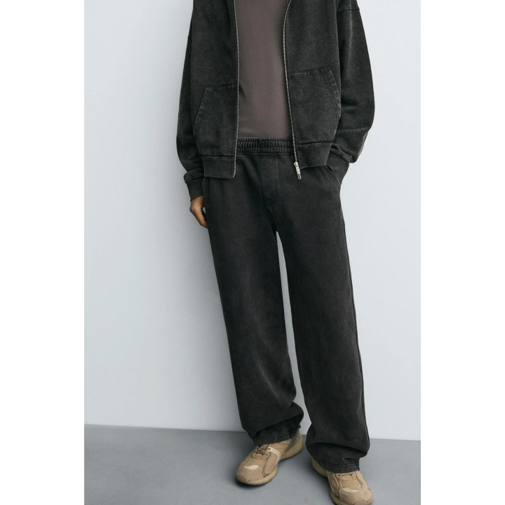 Джоггеры в свободном крое с эффектом потертости