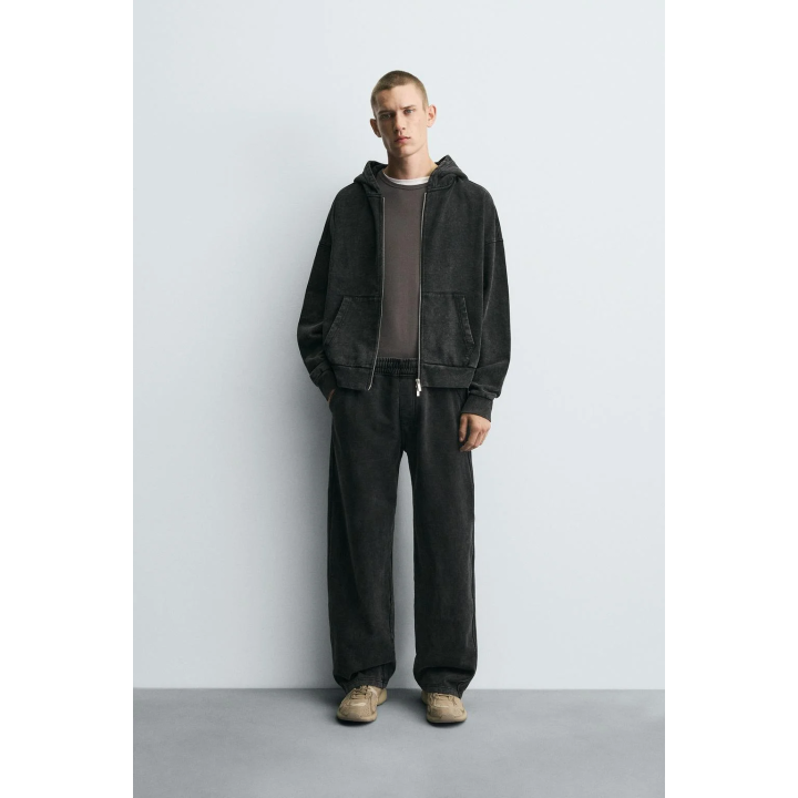 Джоггеры в свободном крое с эффектом потертости