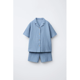 Пижама с рубашкой в клетку и бермудами на мальчика 3-6 лет