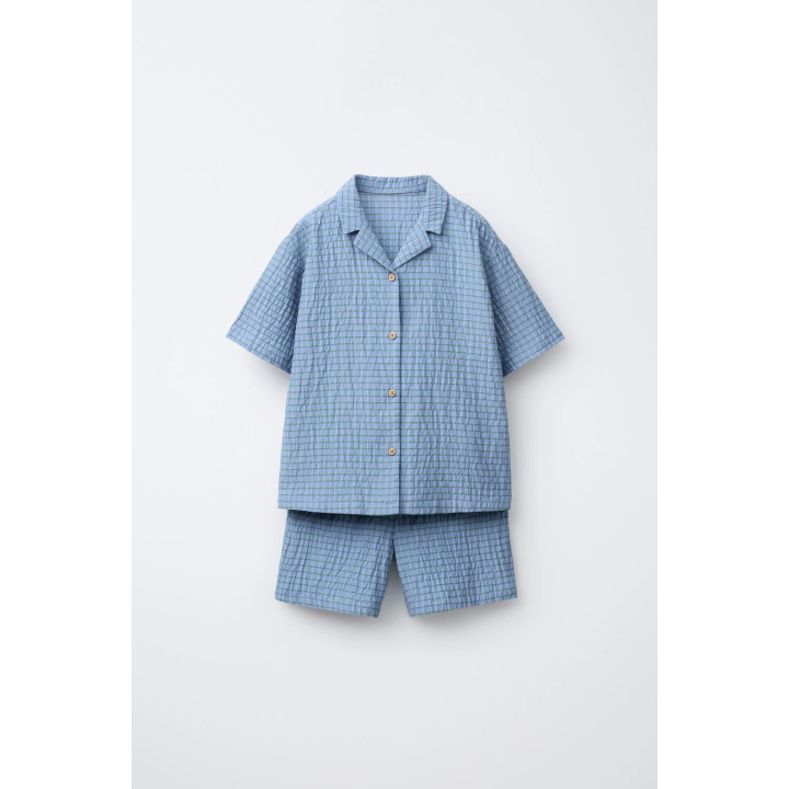 Пижама с рубашкой в клетку и бермудами на мальчика 3-6 лет