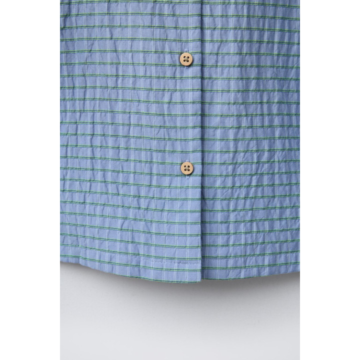 Пижама из рубашки в клетку и бермудских пижам