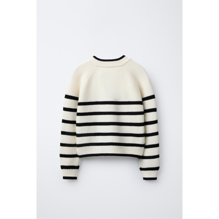 ТРИКОТАЖНЫЙ ДЖЕМПЕР В ПОЛОСКУ