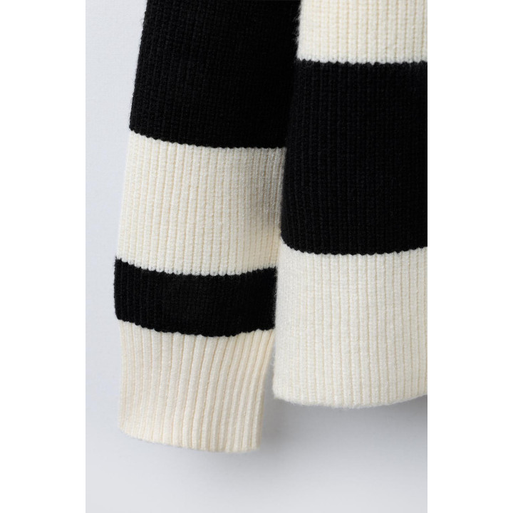 Кардиган в полоску из трикотажа