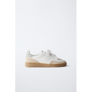 БАЗОВЫЕ КРОССОВКИ