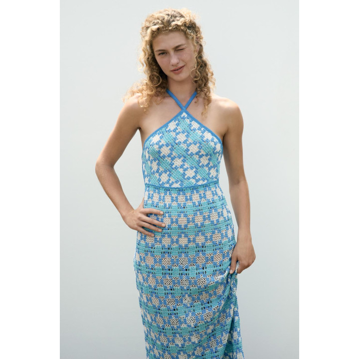 ПЛАТЬЕ С ГОРЛОВИНОЙ ХАЛТЕР