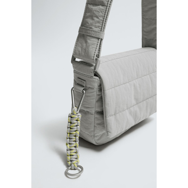 СТЕГАНАЯ НЕЙЛОНОВАЯ СУМКА