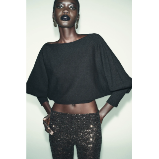 УКОРОЧЕННЫЙ СВИТЕР С ОБЪЕМНЫМИ РУКАВАМИ