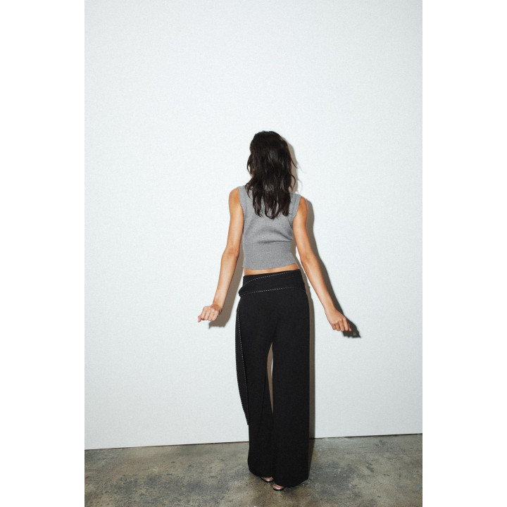 ТРИКОТАЖНЫЙ ТОП-ЖИЛЕТ С ВОРОТНИКОМ ПОЛО