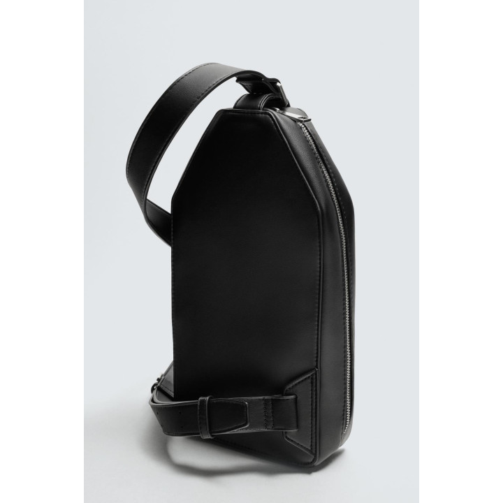 ОДНОТОННАЯ ВЕРТИКАЛЬНАЯ СУМКА