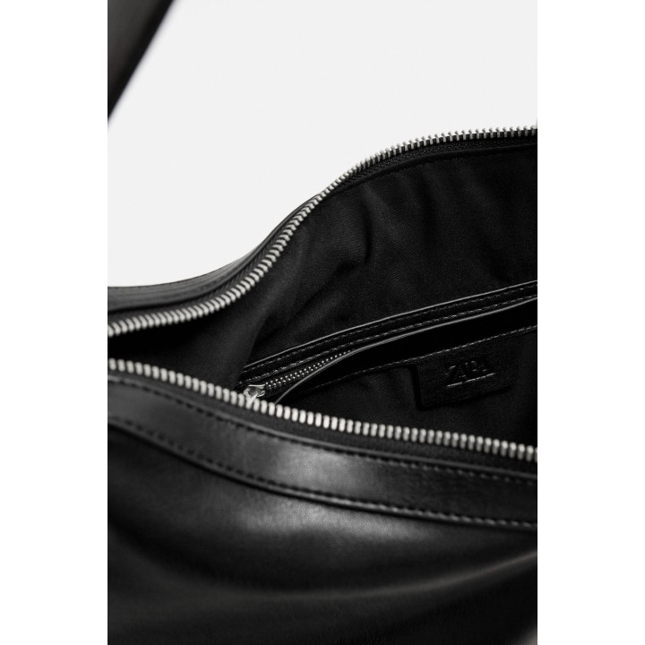 СУМКА С ПРЯЖКАМИ