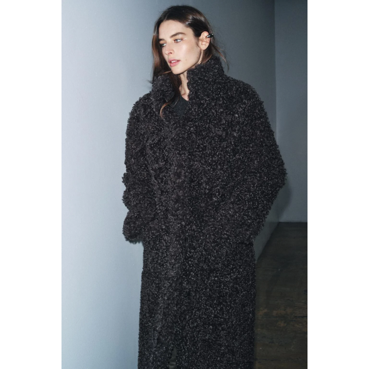 ДЛИННОЕ ПАЛЬТО ИЗ ИСКУССТВЕННОЙ ОВЧИНЫ — ZW COLLECTION