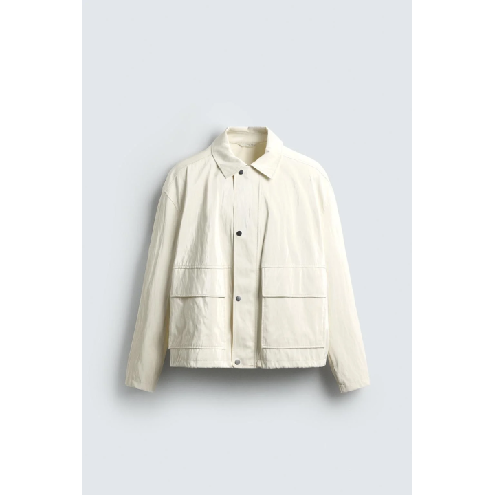 КУРТКА СВОБОДНОГО КРОЯ С БЛЕСТЯЩЕЙ ОТДЕЛКОЙ