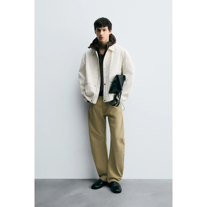 КУРТКА СВОБОДНОГО КРОЯ С БЛЕСТЯЩЕЙ ОТДЕЛКОЙ