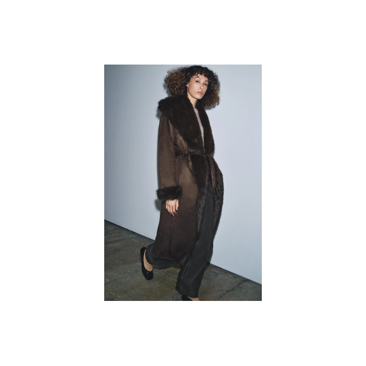 ПАЛЬТО ИЗ ИСКУССТВЕННОГО МЕХА С ПОЯСОМ — ZW COLLECTION