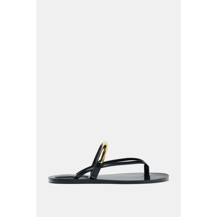 САНДАЛИИ С МЕТАЛЛИЧЕСКОЙ АППЛИКАЦИЕЙ