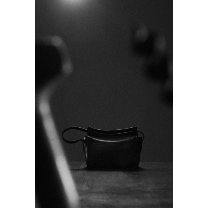 CHILDREN'S CERAMIC WITCH HAT PLATE