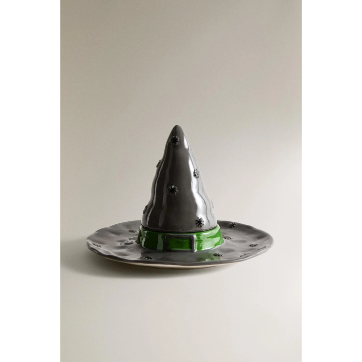 CHILDREN'S CERAMIC WITCH HAT PLATE