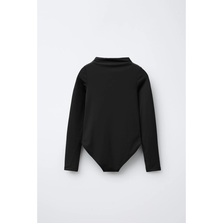 БОДИ С ВОРОТНИКОМ-СТОЙКОЙ