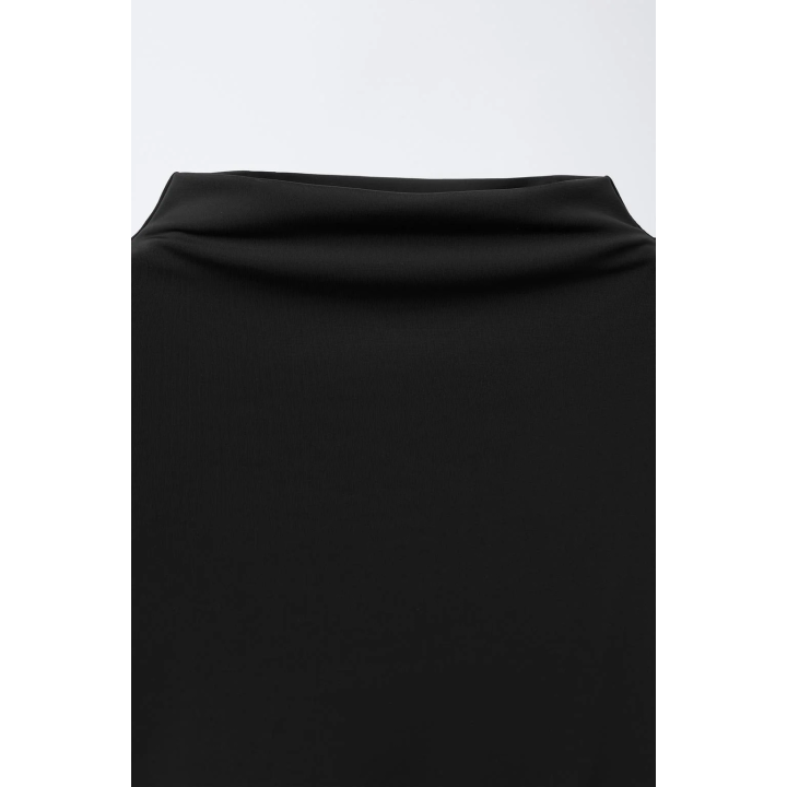 БОДИ С ВОРОТНИКОМ-СТОЙКОЙ