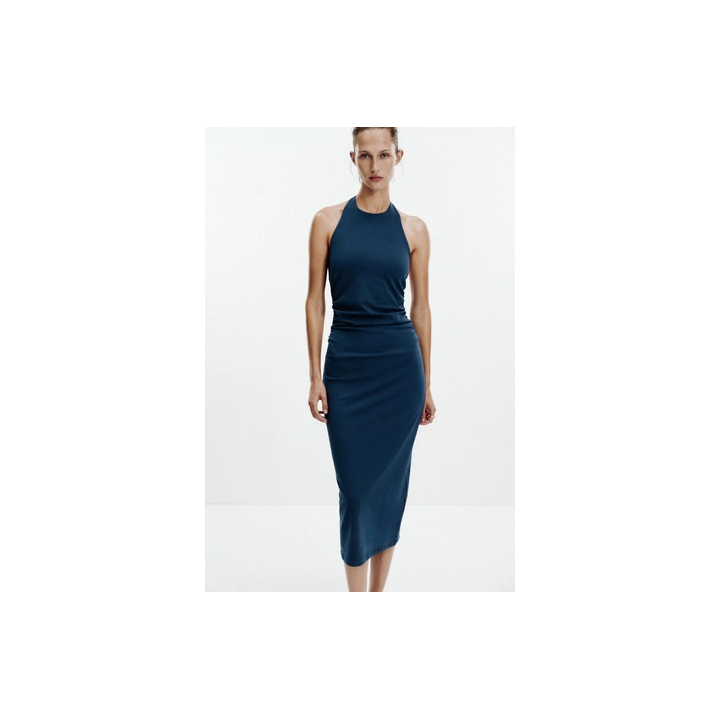 ПЛАТЬЕ ХАЛТЕР СО СБОРКАМИ