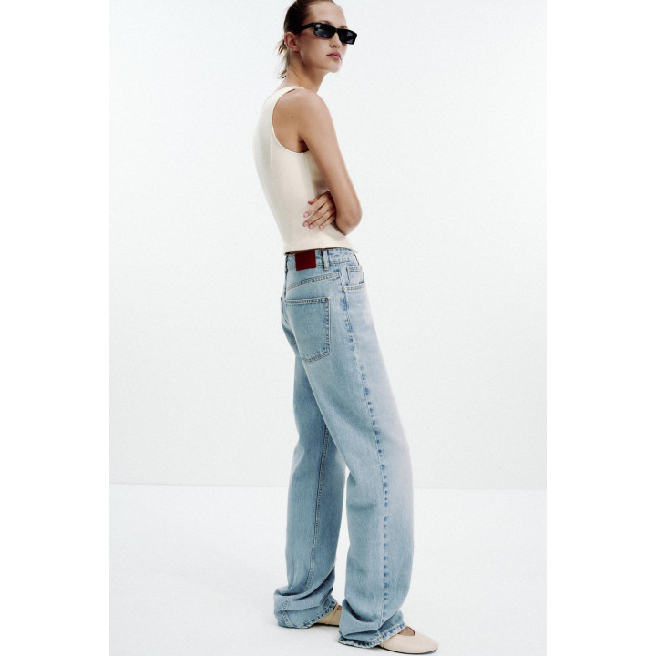 ТОП ИЗ ИНТЕРЛОКА С V-ОБРАЗНЫМ ВЫРЕЗОМ